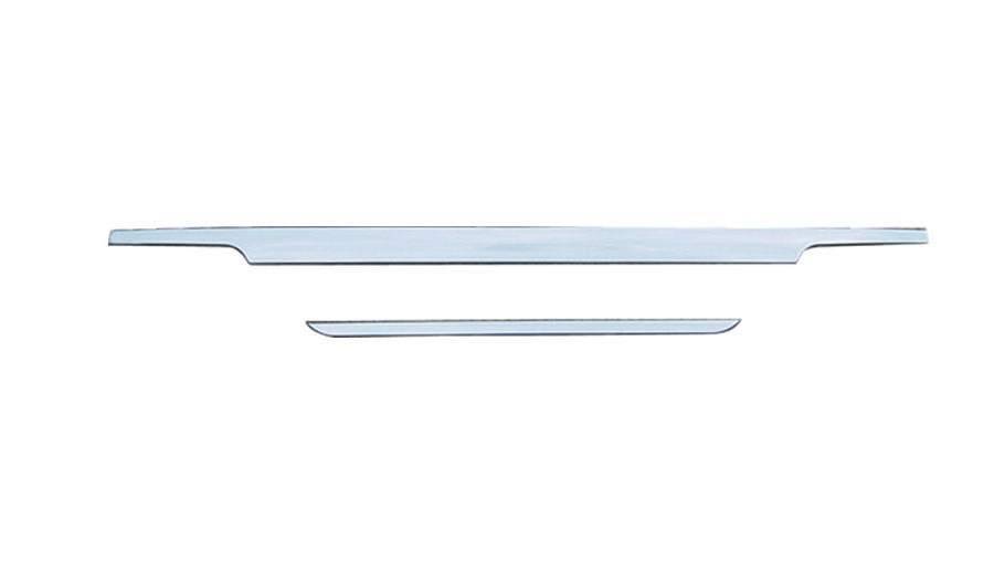 Tail door plating bright strip